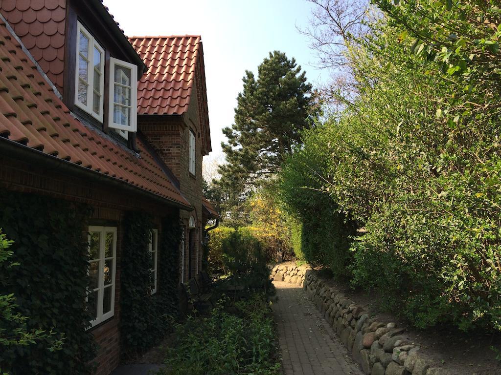 Ferienhaeuser Im Sylter Gartenweg Sylt