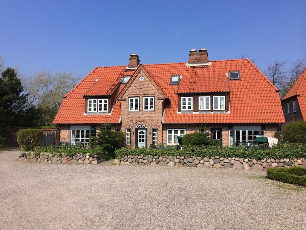 Apartment Ferienhaeuser Im Sylter Gartenweg